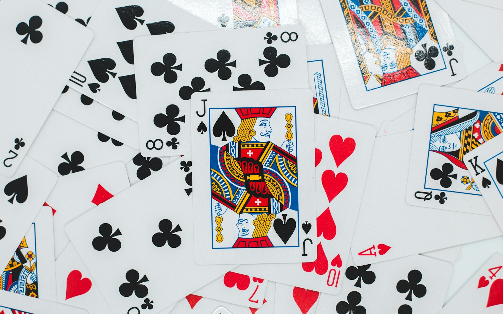 kártyaasztal és osztói részletek – egyedi stock fotó 3